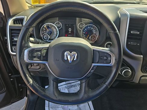 Used 2019 RAM 1500 Big Horn AWD/4WD image 18