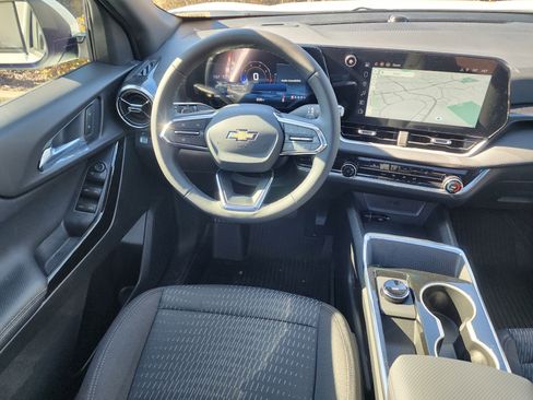 New 2026 Chevrolet Equinox LT AWD/4WD image 20