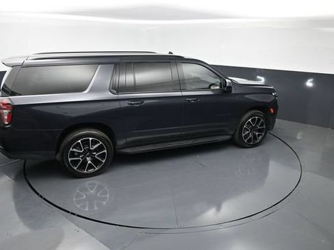 Used 2023 Chevrolet Suburban RST RWD image 21