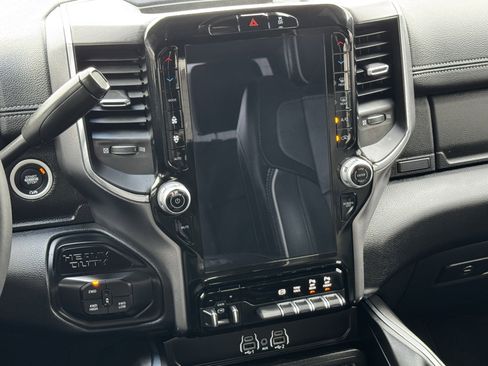 Used 2025 RAM 2500 Laramie image 18