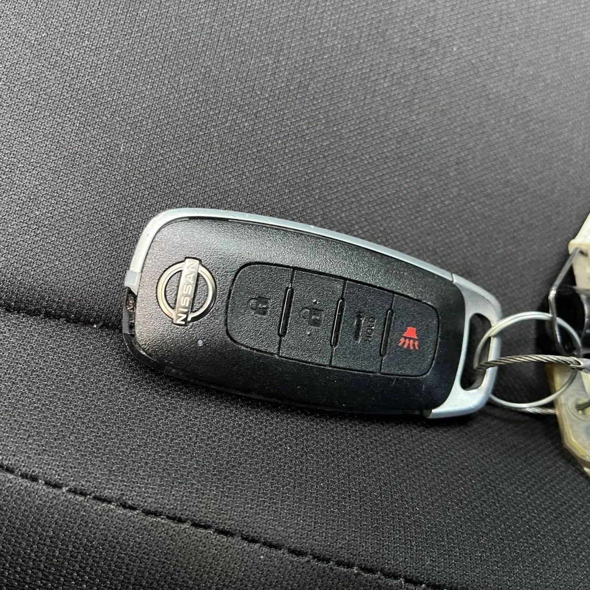 Used 2025 Nissan Sentra SV FWD image 18