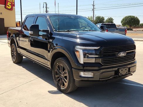 Used 2025 Ford F150 Platinum w/ FX4 Off-Road Package AWD/4WD image 4