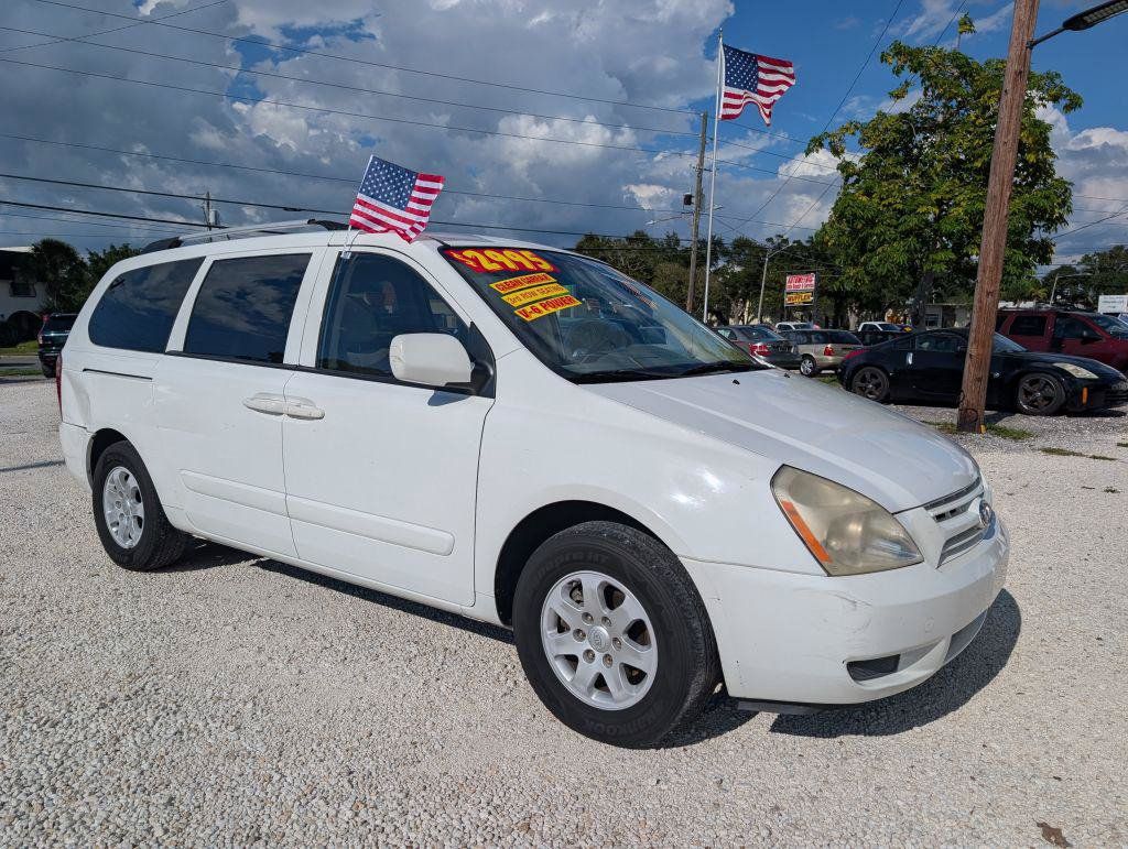 Used 2010 Kia Sedona LX FWD image 1