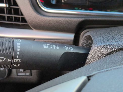 Used 2017 Chevrolet Traverse Premier image 26