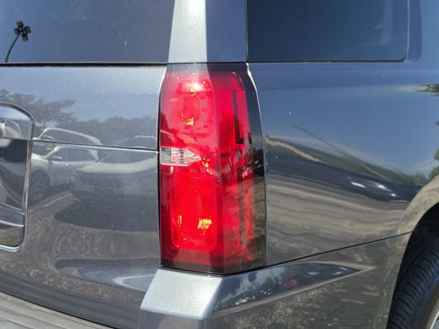 Used 2019 Chevrolet Tahoe LT w/ Max Trailering Package RWD image 14