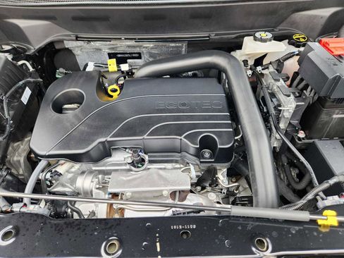 Certified 2026 Chevrolet Equinox RS w/ Convenience Package III FWD image 28