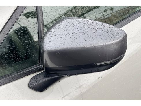 Certified 2024 Subaru Crosstrek 2.0i Premium w/ Crosstrek Mirror Package image 18