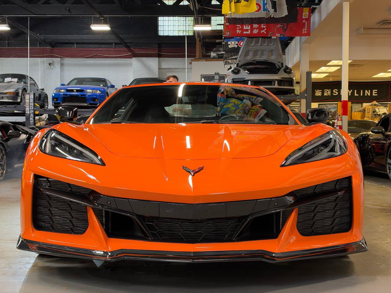 Used 2023 Chevrolet Corvette Z06 RWD image 2