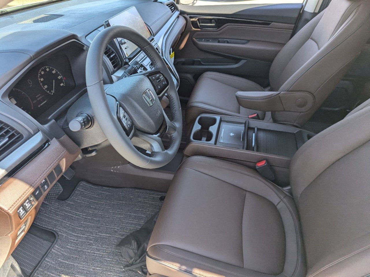 New 2027 Honda Odyssey Touring image 11