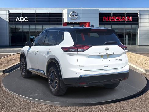 New 2025 Nissan Rogue Platinum w/ Tech Package image 7