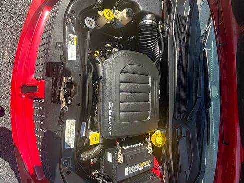 Used 2016 Dodge Grand Caravan R/T image 21