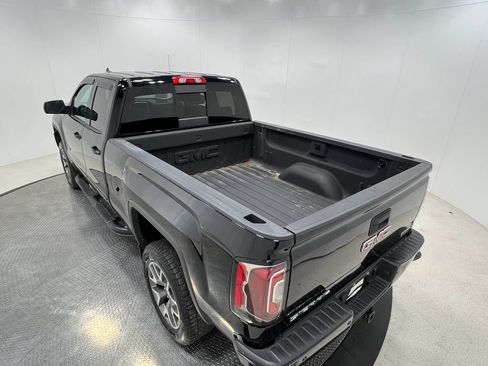 Used 2018 GMC Sierra 1500 SLT AWD/4WD image 27