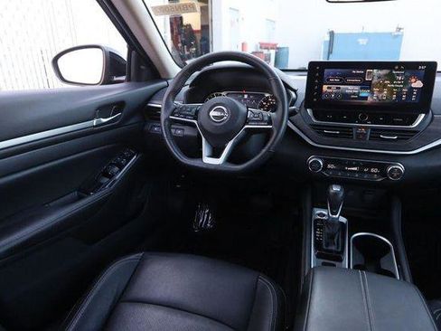 Used 2025 Nissan Altima 2.5 SL image 21