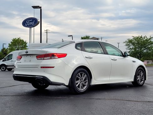 Used 2020 Kia Optima LX FWD image 4