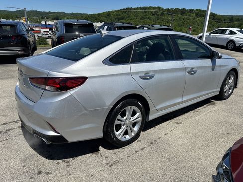 Used 2018 Hyundai Sonata SEL FWD image 4
