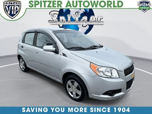 Used 2009 Chevrolet Aveo5 LT w/ Power and Convenience Package FWD image 1