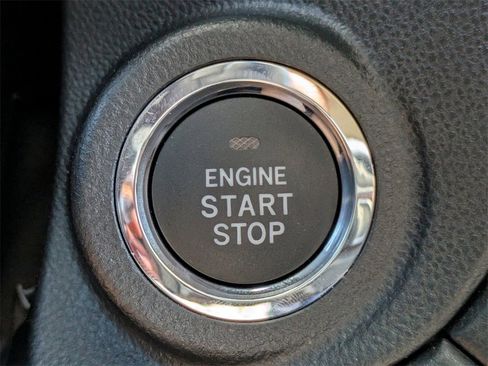 Certified 2025 Subaru Outback Limited w/ Popular Package #2 image 31