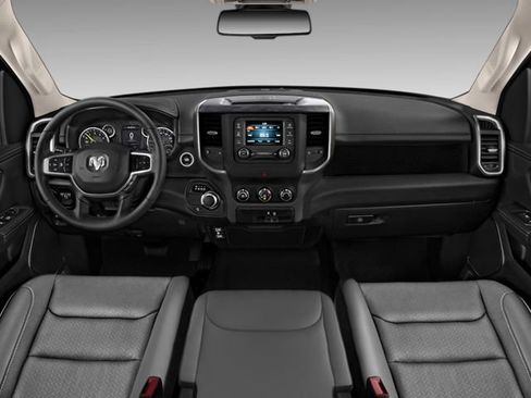 Used 2025 RAM 1500 Big Horn AWD/4WD image 3