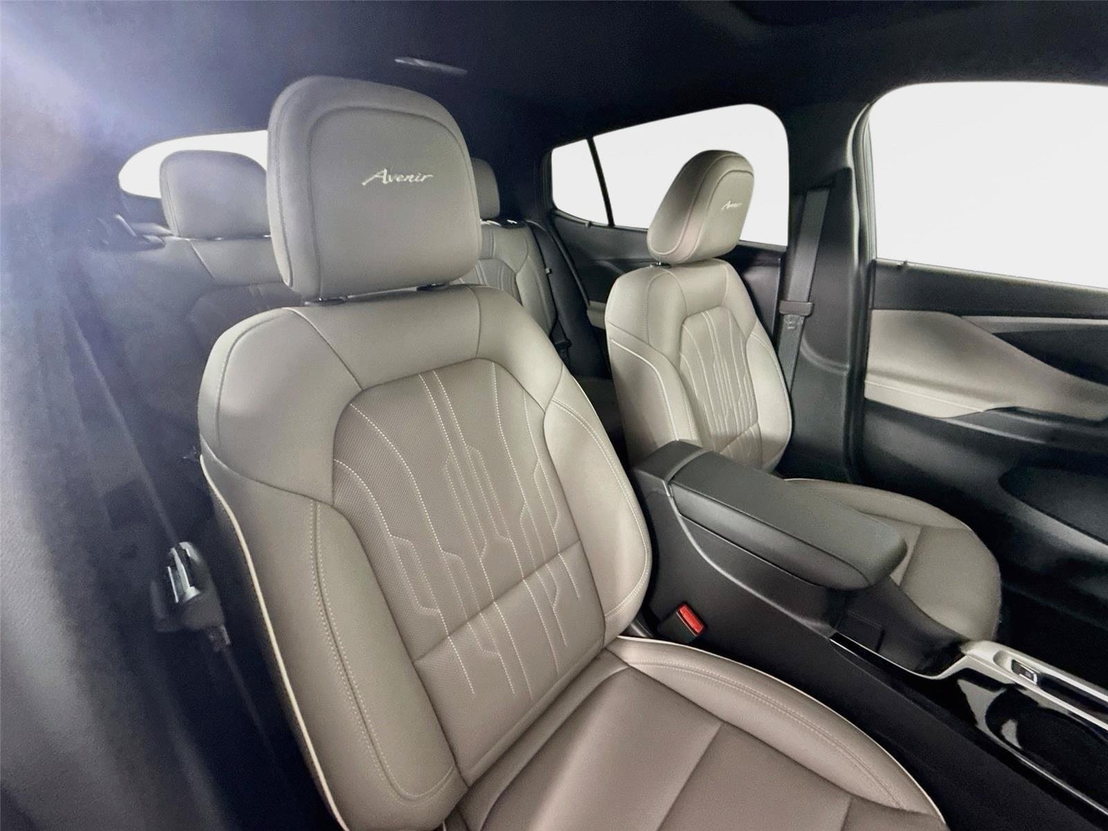 New 2026 Buick Envista Avenir FWD image 28