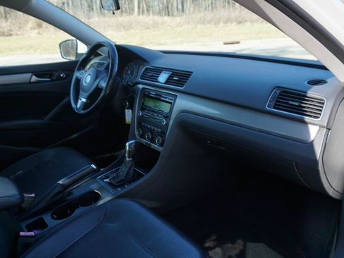 Used 2014 Volkswagen Passat 1.8T Wolfsburg Edition FWD image 13