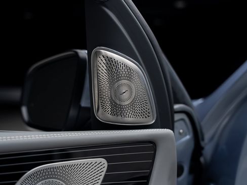 Used 2025 Mercedes-Benz Maybach GLS 600 4MATIC image 57