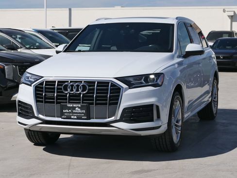 Used 2021 Audi Q7 2.0T Premium w/ Convenience Package AWD/4WD image 7