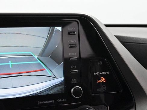 Used 2020 Toyota Highlander XLE image 24