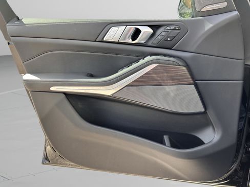 Used 2026 BMW X7 xDrive40i image 29