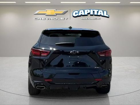 Used 2023 Chevrolet Blazer RS w/ Driver Confidence II Package FWD image 5