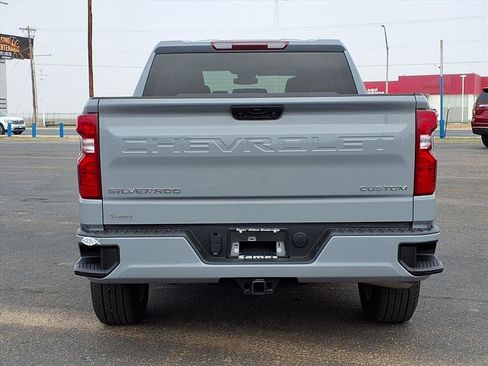 Used 2025 Chevrolet Silverado 1500 Custom image 6