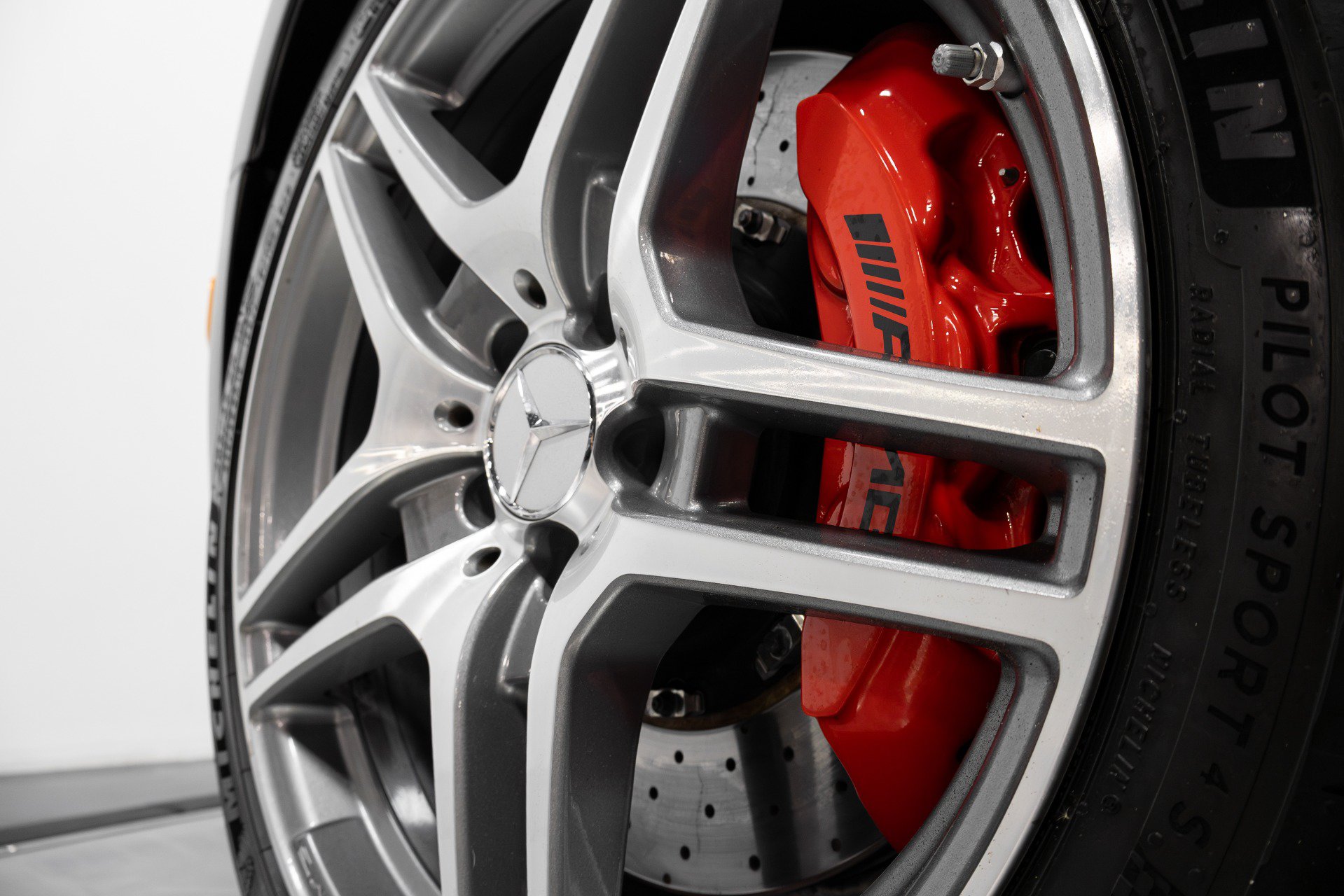 Used 2012 Mercedes-Benz SLS AMG Roadster image 44