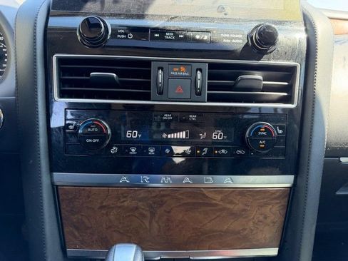 Used 2021 Nissan Armada SL w/ Captain's Chairs Package AWD/4WD image 17