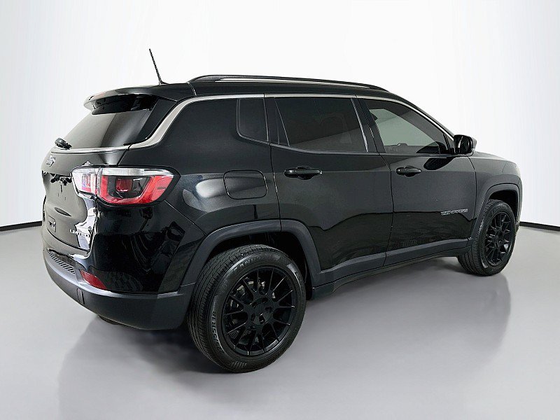 Used 2020 Jeep Compass Limited AWD/4WD image 7