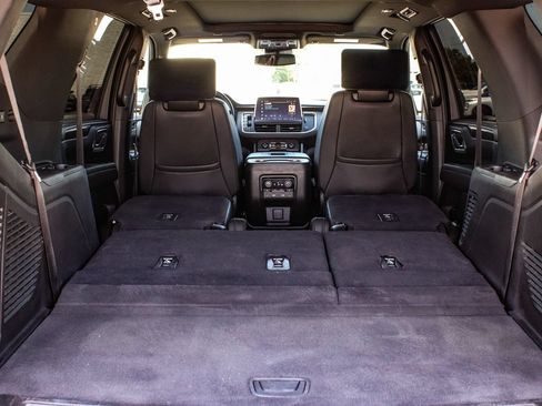 Used 2024 Chevrolet Tahoe RST w/ Luxury Package AWD/4WD image 46