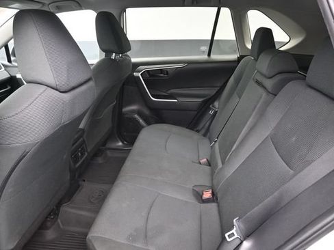 Certified 2023 Toyota RAV4 LE AWD/4WD image 23