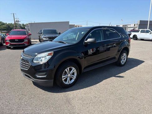 Used 2017 Chevrolet Equinox LS FWD image 6