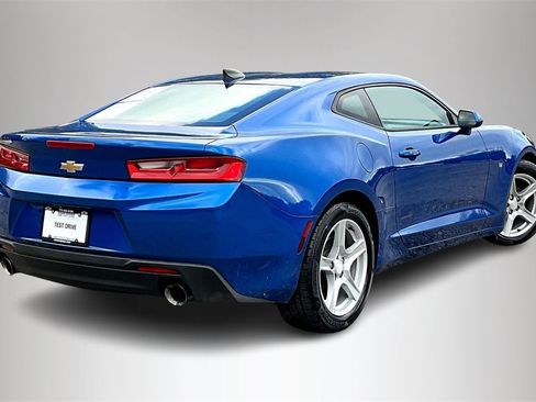 Certified 2016 Chevrolet Camaro LT image 6