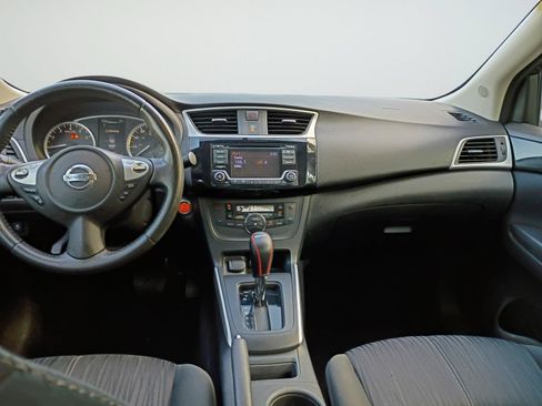 Used 2018 Nissan Sentra SV FWD image 12