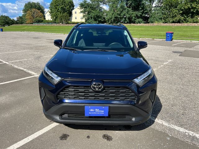 Used 2025 Toyota RAV4 XLE AWD/4WD image 3