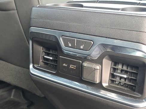 Used 2020 GMC Sierra 1500 AT4 w/ AT4 Premium Package AWD/4WD image 18