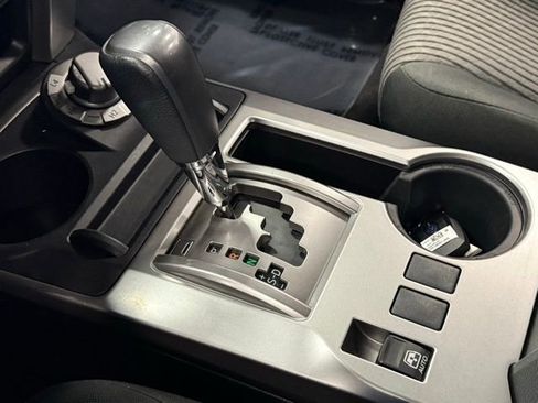 Used 2020 Toyota 4Runner SR5 image 25