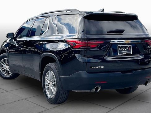 Used 2023 Chevrolet Traverse LT FWD image 12