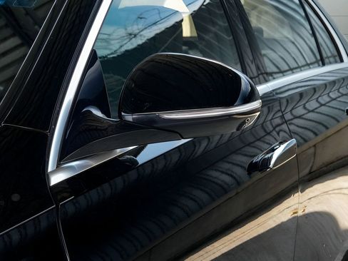 Used 2023 Mercedes-Benz S 580 4MATIC Sedan image 11