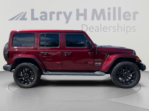 Used 2021 Jeep Wrangler Unlimited Sahara w/ Safety Group AWD/4WD image 6