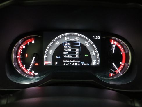 Used 2025 Toyota RAV4 XLE FWD image 39