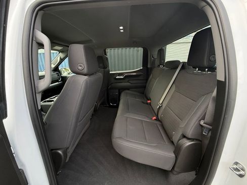Used 2024 Chevrolet Silverado 1500 LT AWD/4WD image 22