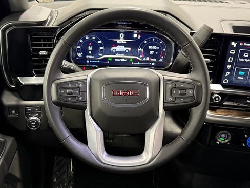 Used 2023 GMC Sierra 1500 Elevation w/ X31 Off-Road Package image 17