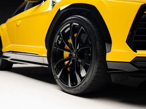 Used 2021 Lamborghini Urus AWD/4WD image 82