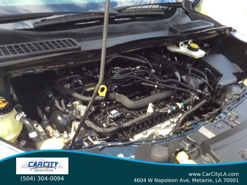 Used 2019 Ford Escape SEL image 18