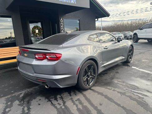 Used 2021 Chevrolet Camaro LT image 6